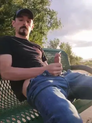 #Publique #Éjaculation #Voiture #Solo #Extérieur #Gay #Se Branler #Vertical Porn #Casquette #Machine À Pipe