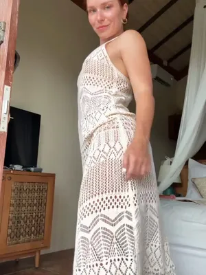 #Amatéři #Zrzky #Kundička #Oholený #Nahatý #Sólo #Škádlení #Stripping #Sexy #Bedroom #Sexy Postava #Crochet Dress