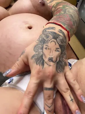 #Amateurs #Tattoo #Pussy #Fingering #Panties #Pregnant #Nipple Piercing #Solo #Onlyfans #Mila Shake #Pregnant Selfie #Tattooed Hand