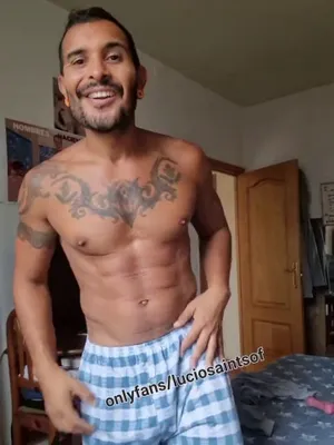 #Onlyfans #Vertical Porn #Leaks #Onlyfans Models #Luciosaints O F