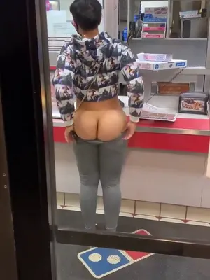 #Public Flashing #Vertical Porn