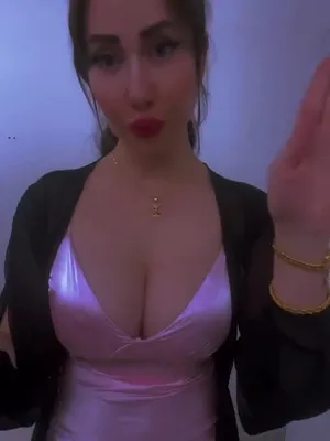 #Brunette #Onlyfans #Vertical Porn #Tiktok Porn #Leaks #Tiktok18+ #Hala Alsabah
