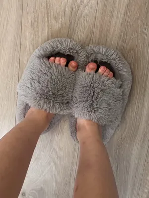 #Foot Fetish #Solo #Onlyfans #Teasing #Toes #Sexy #FYP #Vertical Porn #Slippers #Namiko