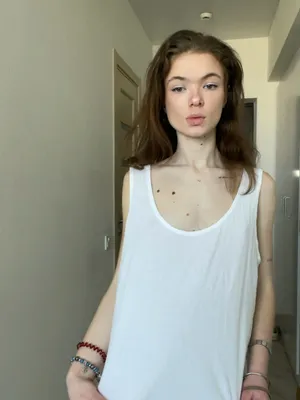 #Amatorzy #Small Tits #Naga #Solo #Onlyfans #Hot #Natural Tits #Sexy #Kolczyk W Pępku #Skinny #Mirror Selfie