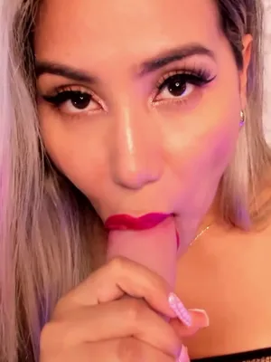 #Amateurs #Lingerie #Solo #Sexy #Camsoda #Dark Room #Sexy Body #Emily Leah