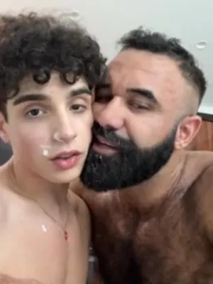 #Blowjob #Hairy #Deepthroat #Cumshot #Facial #Tatuś #POV #Gej #Twink #Bearded #Bear #Mouth Full Of Cum #Vertical Porn #Spust Do Ust