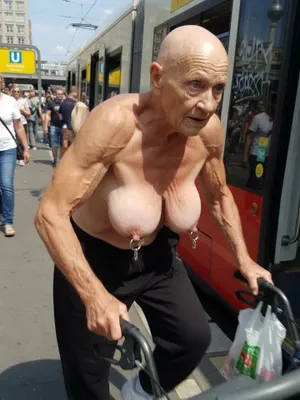 #Amatoriali #Mature #Tette Grosse #Pubblico #Muscolosa #Senza Maglietta #Nipple Piercing #All'aperto #Calvo #FYP #Virale #Tiktok Porn #Perdite #Instagram Trapelati #Tiktok18+ #Zero Vergogna #Public Exposure #Nextgen Vids #Tram #Biggusdickus