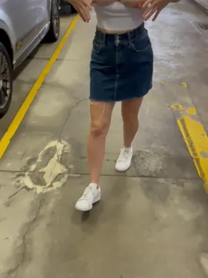#Public Flashing #Vertical Porn