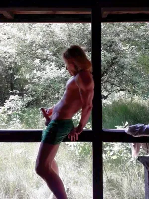 #Amateurs #Éjaculation #Grosse Queue #Musclé #Solo #Extérieur #Gay #Barbu #Se Branler #Vertical Porn