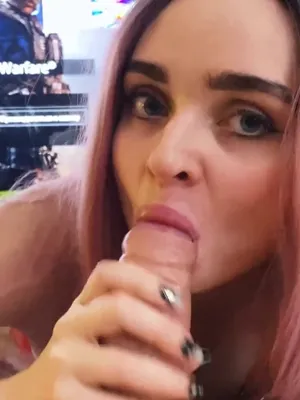 #Amatoriali #Adoloscente #Pompino #E- Girls #Porno In Verticale