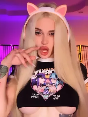 #Tits #Tattoo #Blonde #Solo #Onlyfans #Vertical Porn #Tiktok18+ #Vikka Lady