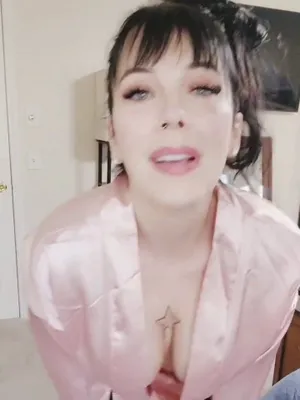 #MILF #Brunette #Onlyfans #Vertical Porn #Leaks #Onlyfans Models #Keke Lou2