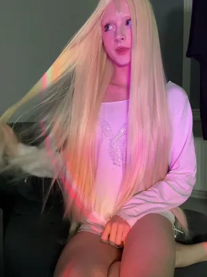 #Amatorzy #Blonde #Naga #Solo #Onlyfans #Femboy #Kuszenie #Hot #Sexy #Ladyboy #Pink Lighting #Playboy Shirt