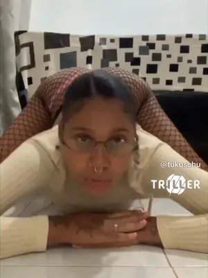 #Glasses #Ebony #Onlyfans #Vertical Porn #Leaks #Onlyfans Models #Tokischa