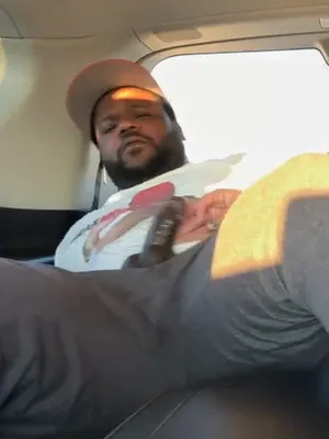 Curly Rican car blowjob and riding.