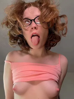 #Redhead #Glasses #Small Tits #Shaved #Solo #Teasing #Fansly #Fansly Girl #Cassie Cut