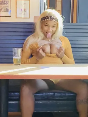 #Ebony #Flashing Tits #Vertical Porn