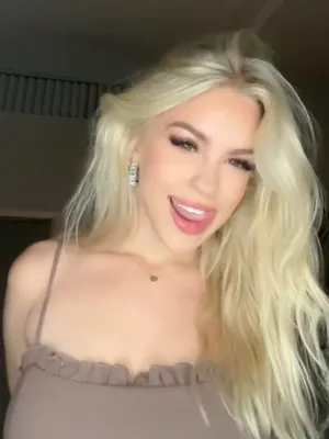 #Blonde #Onlyfans #Vertical Porn #Jazlyn Ray #Leaks #Onlyfans Models