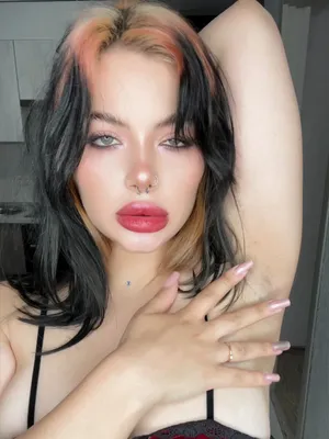 #Amateurs #Tattoo #Solo #Onlyfans #Dress #Armpits #Colored Hair #Vertical Porn #Mishelly