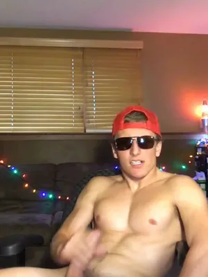#Amateurs #Blowjob #Cumshot #Naked #Solo #Balls #Bareback #Gay #Twink #Fucking #Jerking Off #Home Video #Masturbazione #Vertical Porn #Seghe #Sunglasses #Cazzoduro #Cappellino Rosso