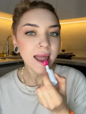 #Brunette #Tattoo #Solo #Young #Onlyfans #Teasing #Home Video #Makeup #Sexy #Vertical Porn #Nose Piercing #Roxyloove