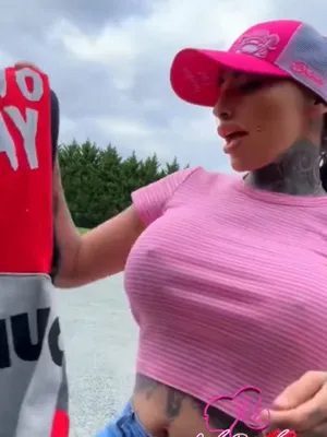 #Big Tits #Brunette #Tattoo #Onlyfans #Vertical Porn #Leaks #Onlyfans Models #Lil Pinky Barbie