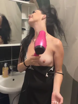 #MILF #Tits #Brunette #Solo #Onlyfans #Teasing #The Michelie