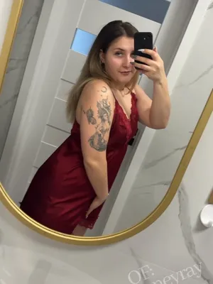 #Amatéři #Tetování #Spodní Prádlo #Před Zrcadlem #Sólo #Onlyfans #Sexy #Roztomilé #Red Lingerie #Mirror Selfie #Satin Dress