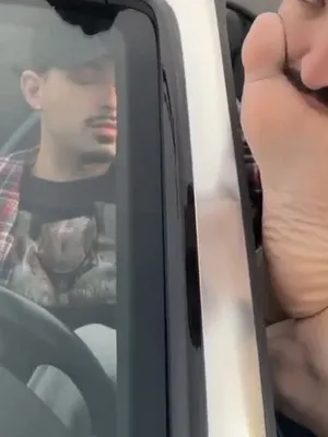 #Foot Fetish #Licking #Pé #Sexy Feet #Feet Licking #Fetiche #Carro #Fetiche Pés