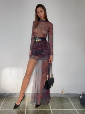 #Amateurs #Teen #Brunette #Solo #Onlyfans #Teasing #Vertical Porn #Transparent Clothes #Carla Marini
