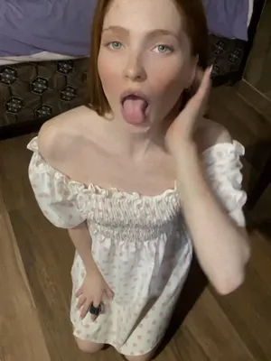 #Redhead #Long Hair #Onlyfans #Ahegao #Vertical Porn #On Knees