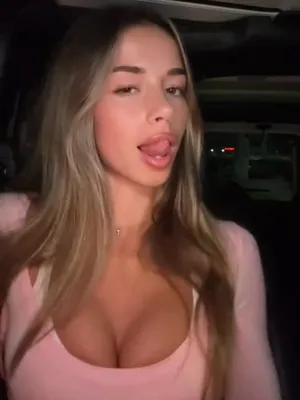 #Brunette #Onlyfans #Belly Piercing #Tiktok Porn #Leaks #Onlyfans Models #Tiktok18+ #Sadie Mc Kenna