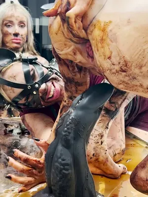 Brittany Bardot, a fucking hot woman, is grinding her juicy pussy on a monstrous dildo. Take notes, fellas, she’s not riding a pony here.