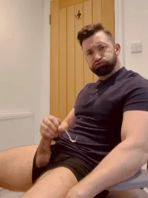 #Cumshot #Big Cock #Lingerie #Solo #Gay #Bearded #Jerking Off #Vertical Porn #Spit On Cock
