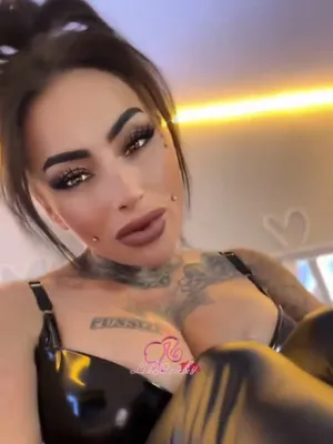 #Big Tits #Brunette #Tattoo #Onlyfans #Vertical Porn #Leaks #Onlyfans Models #Lil Pinky Barbie