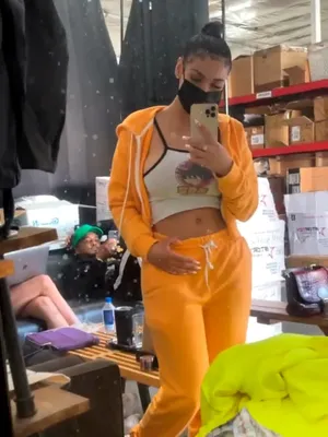 #Brunette #Onlyfans #Vertical Porn #Leaks #Onlyfans Models #Sheis Michaela