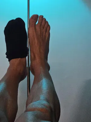 #Piedi #Pornhub #Da Sola #Onlyfans #Calzini #Omosessuale #Piedi Sexy #Porno In Verticale #Calzini Sporchi #Valentino Fox