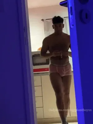 #Onlyfans #Gay #Vertical Porn #Leaks #Onlyfans Models #Berenjenaboy #Eggplantboyxx
