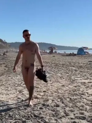 #Amatoriali #Pubblico #Cumshot #Spiaggia #Atletica #Nipple Piercing #Da Sola #Omosessuale #Farsi Una Sega #Porno In Verticale #Baffi #Occhiali Da Sole