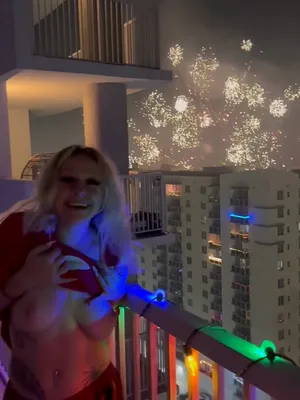 #Blonde #Solo #Shorts #Teasing #FYP #Vertical Porn #Tiktok Porn #Leaks #Tiktok Leaks #Sexy Tiktok #Tiktok18+ #Reels #Tiktok Reels #Firework