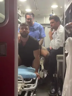 #Threesome #Glasses #Car #Bareback #Gay #Bearded #Fucking #Doctor #Vertical Porn #Ambulance #Emergency