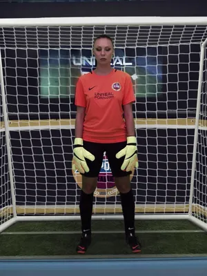 Ornella Morgan, that hot-arsed soccer player, is standing in front of a goal, pussy tantalizingly close to getting an alien’s probing on Unrealporn.com. A different type of ‘home goal’, eh?