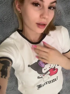 #아마추어 #Tits #Blonde #Flashing Tits #Solo #Onlyfans #Hot #Natural Tits #Sexy #Bedroom Selfie #Kuromi Shirt