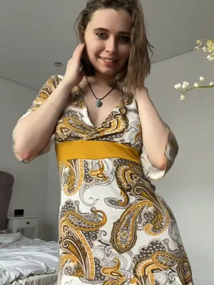#素人 #Beautiful #裸体 #Solo #Onlyfans #挑逗 #脱衣 #Sexy #可爱妹子 #真奶 #性感身材 #Morning Tease #Dress Lift