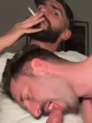 #Blowjob #Cumshot #Facial #抽烟 #Bearded #拉丁裔 #帽子