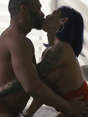 #Shemale #Vertical Porn