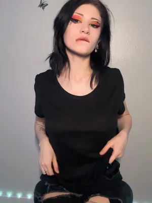 #素人 #Tits #Brunette #Tattoo #Gothic #Flashing Tits #Solo #Onlyfans #Fansly #Natural Tits #Sexy #可爱妹子 #Graphic Makeup