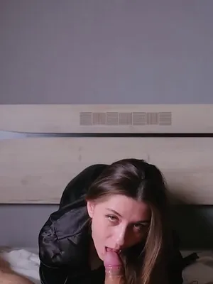 #Mignon #Creampie #Pipe #Brunette #Chevaucher #Baise #Taillée #Chevaucher Une Bite #Vertical Porn