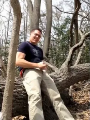 #Glasses #Cumshot #Solo #Outdoor #Gay #Forest #Jerking Off #Vertical Porn