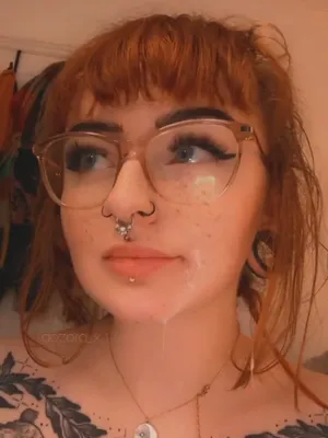 #Big Tits #Redhead #Tattoo #Glasses #Onlyfans #Vertical Porn #Leaks #Onlyfans Models #Xaozora